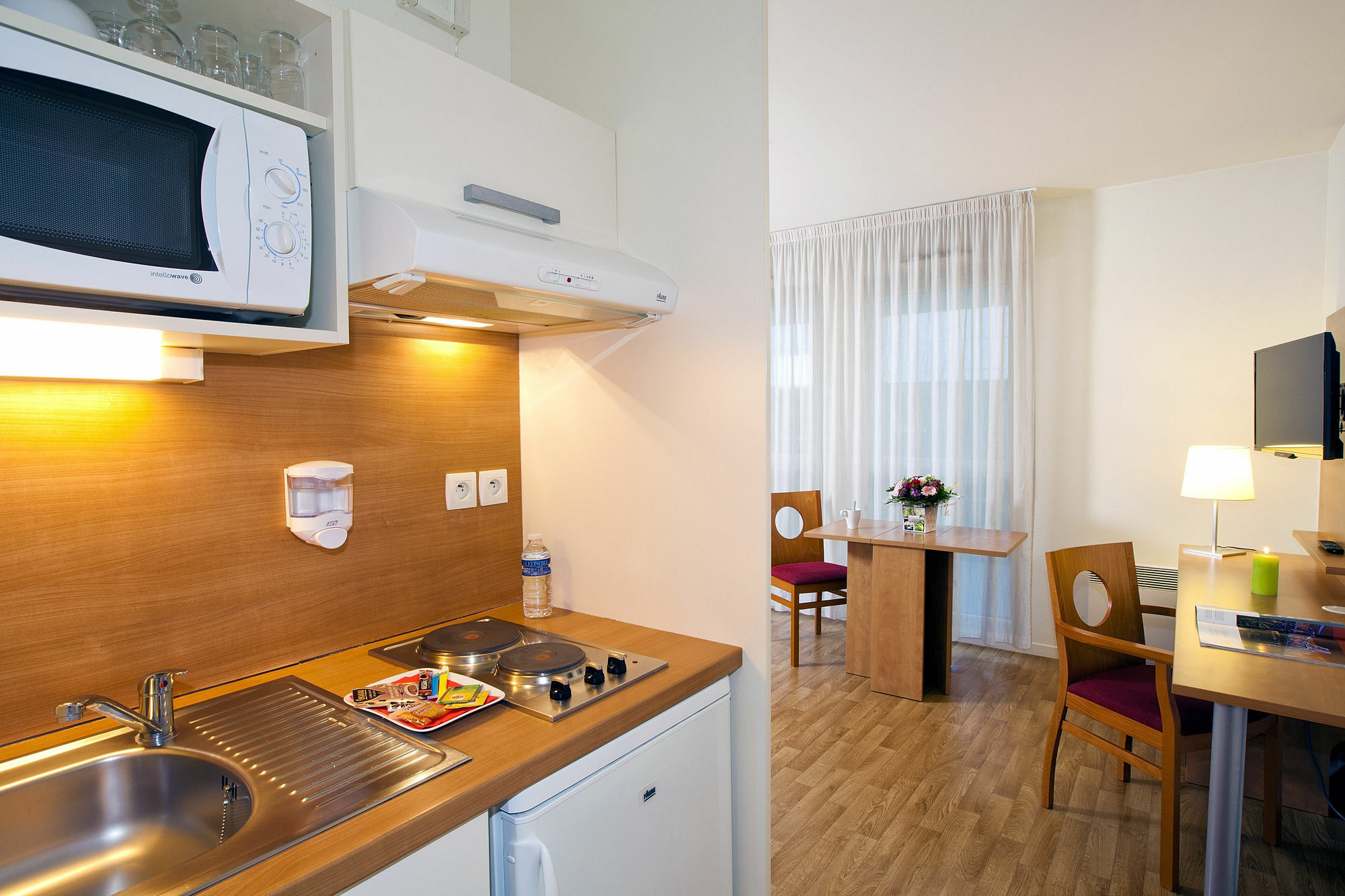 Apartahotel Séjours&affaires Longs Champs 3*